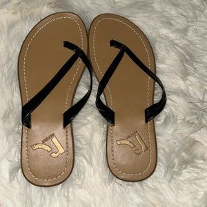 Report Brand women’s sandals size 7.5